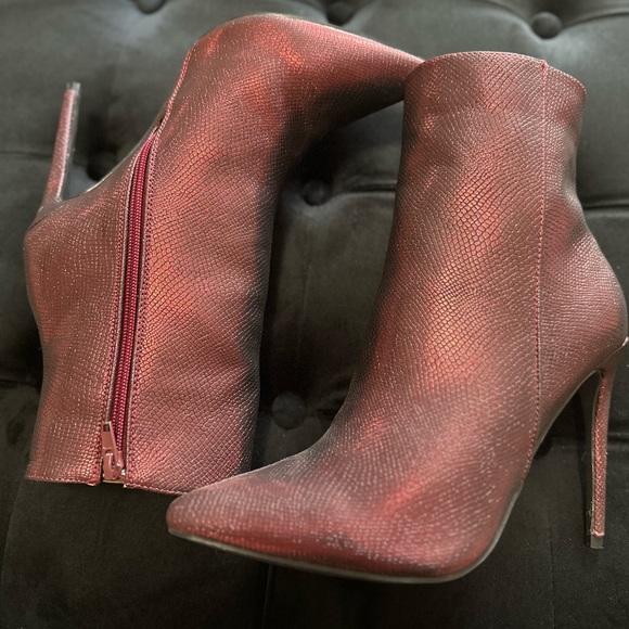 Dark Red Metallic Ankle Boots - Size 9 - Never Worn - Picture 14 of 15
